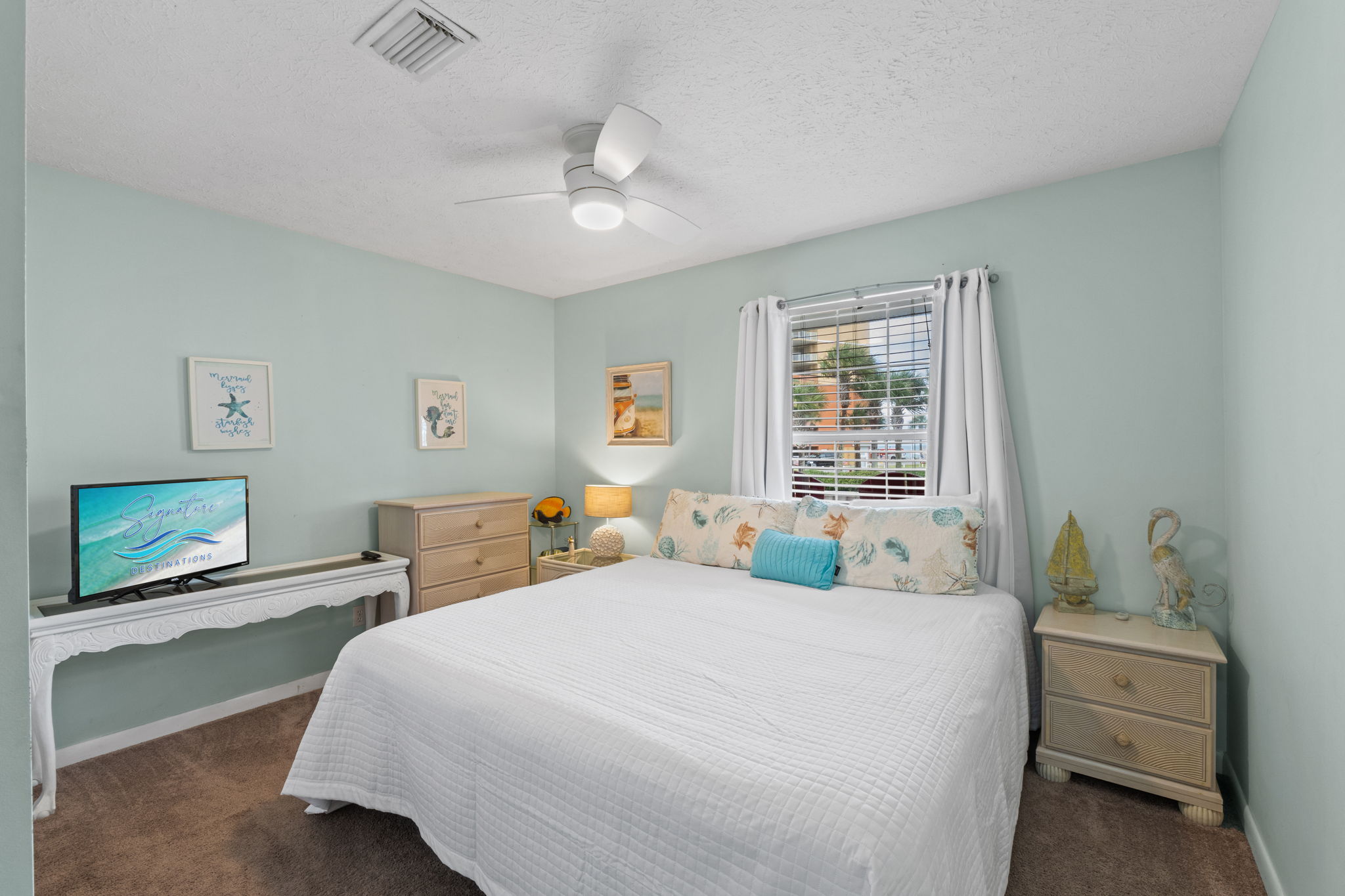 Bedroom 2 with King Sized Bed