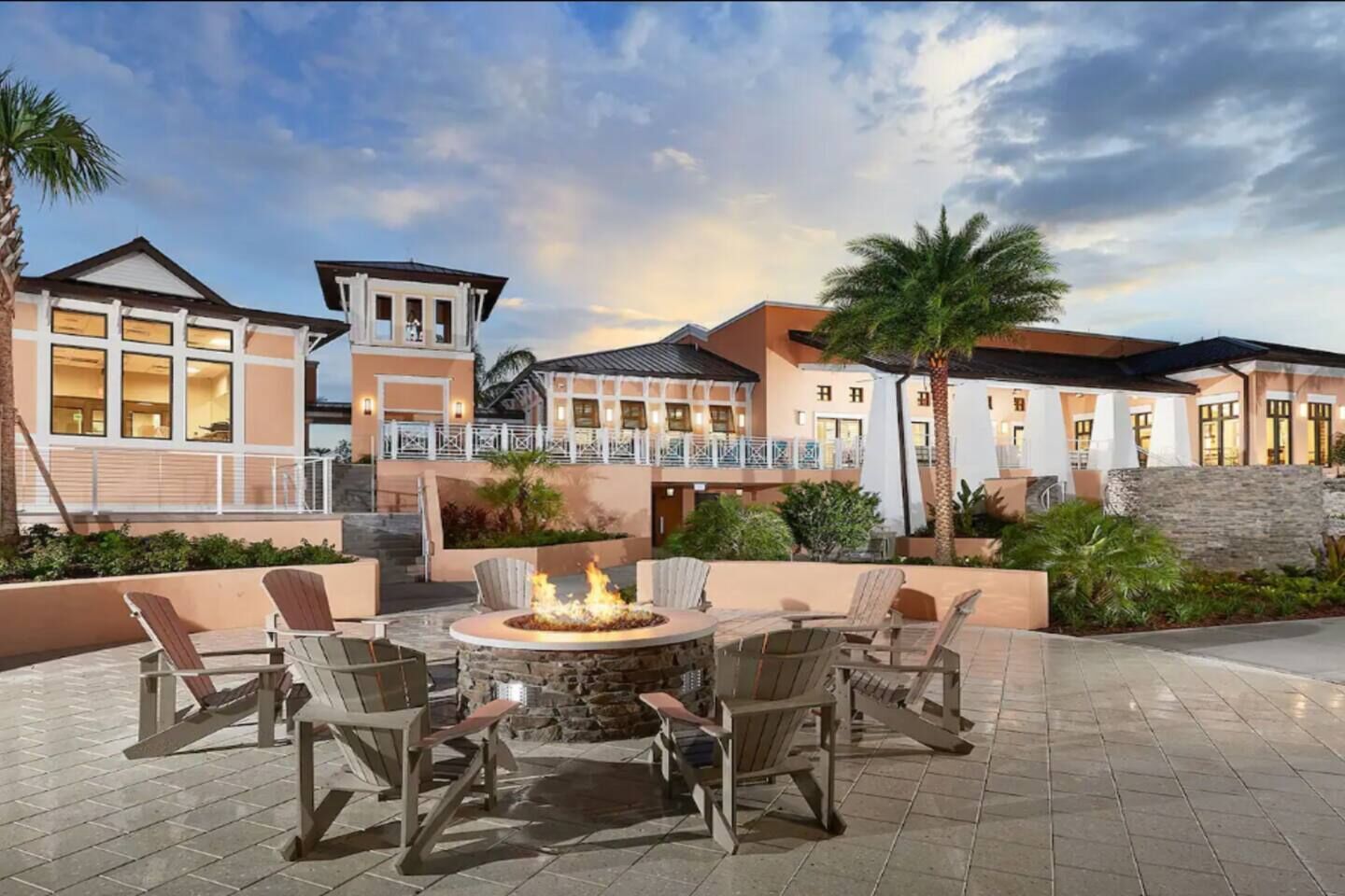 Our home is located in the beautiful Solara Resort in Kissimmee, Florida! 🌴☀️ Enjoy luxurious amenities, stunning pools, and endless fun for the whole family