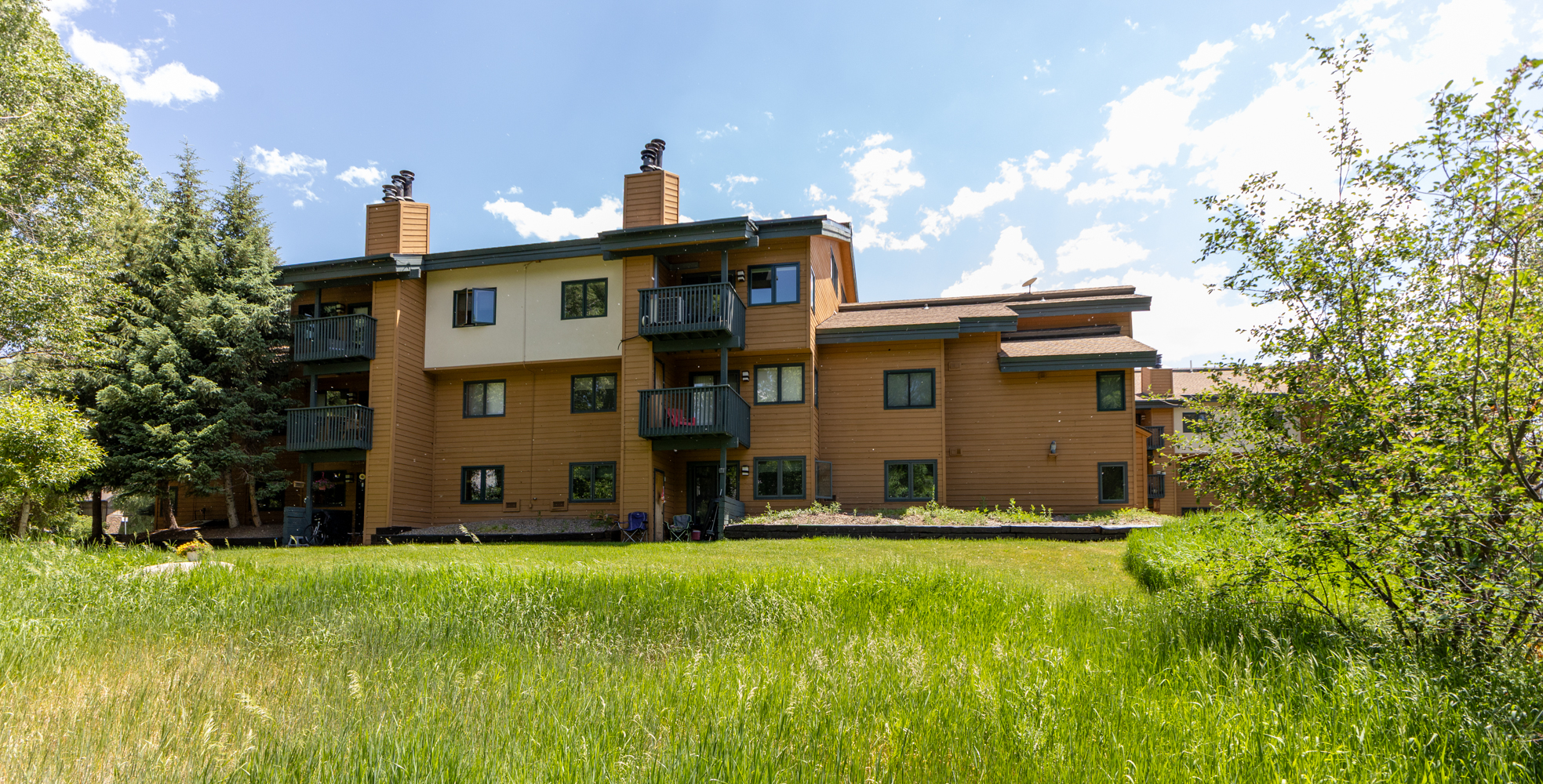 Exterior of Alpenglow at The Pines