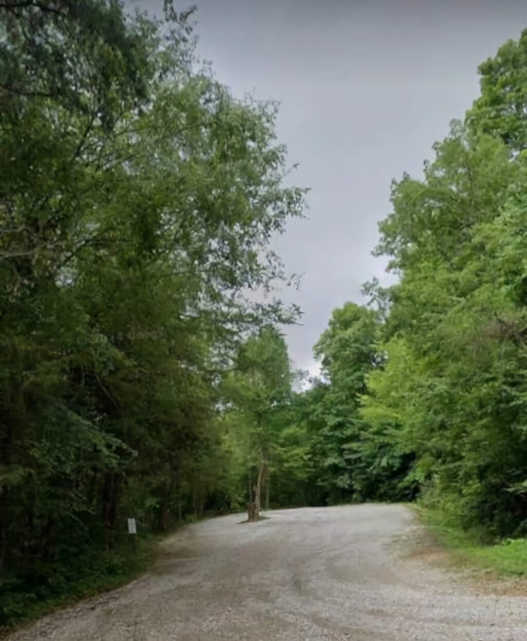 Parking for your vehicles and boat trailers right at the neighborhood ramp—easy, convenient access to the lake.