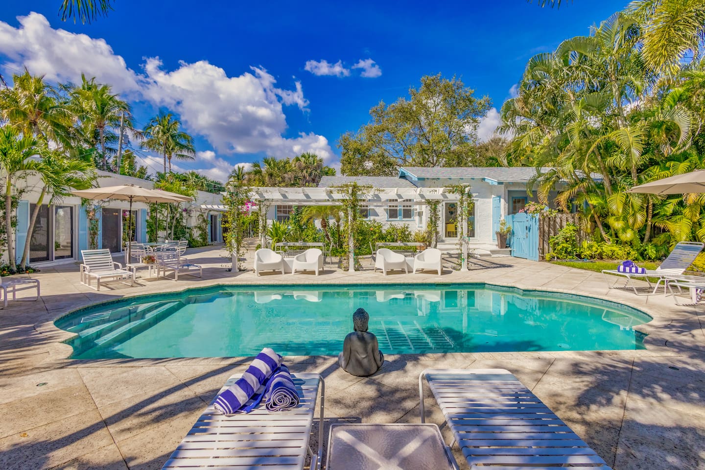 Resort-style Estate | Heated Pool | Min To Beach - West Palm Beach, FL