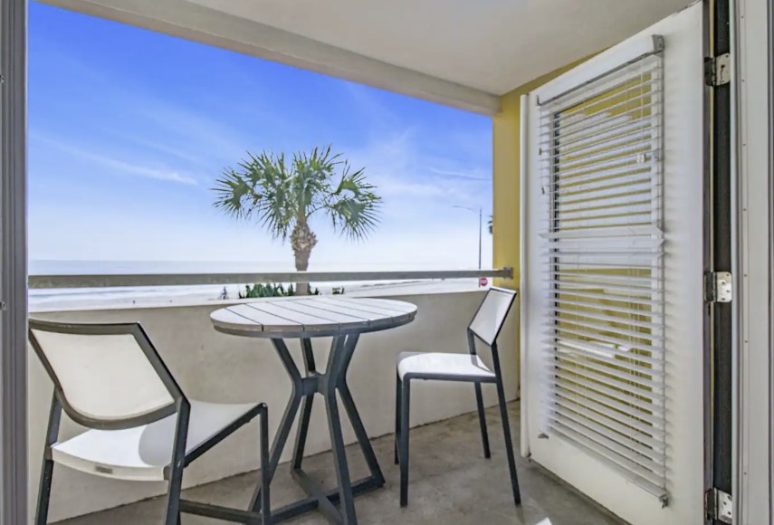 a929563ac7bf4679836254cd11652a93 | Beachhouse | Texas | TX | Vacation Homes | Galveston | Crystal Beach | Kokomo | Breezy Days | Beachfront Elegance | Sunrise Serenity | Southern Sands Property Management, LLC
