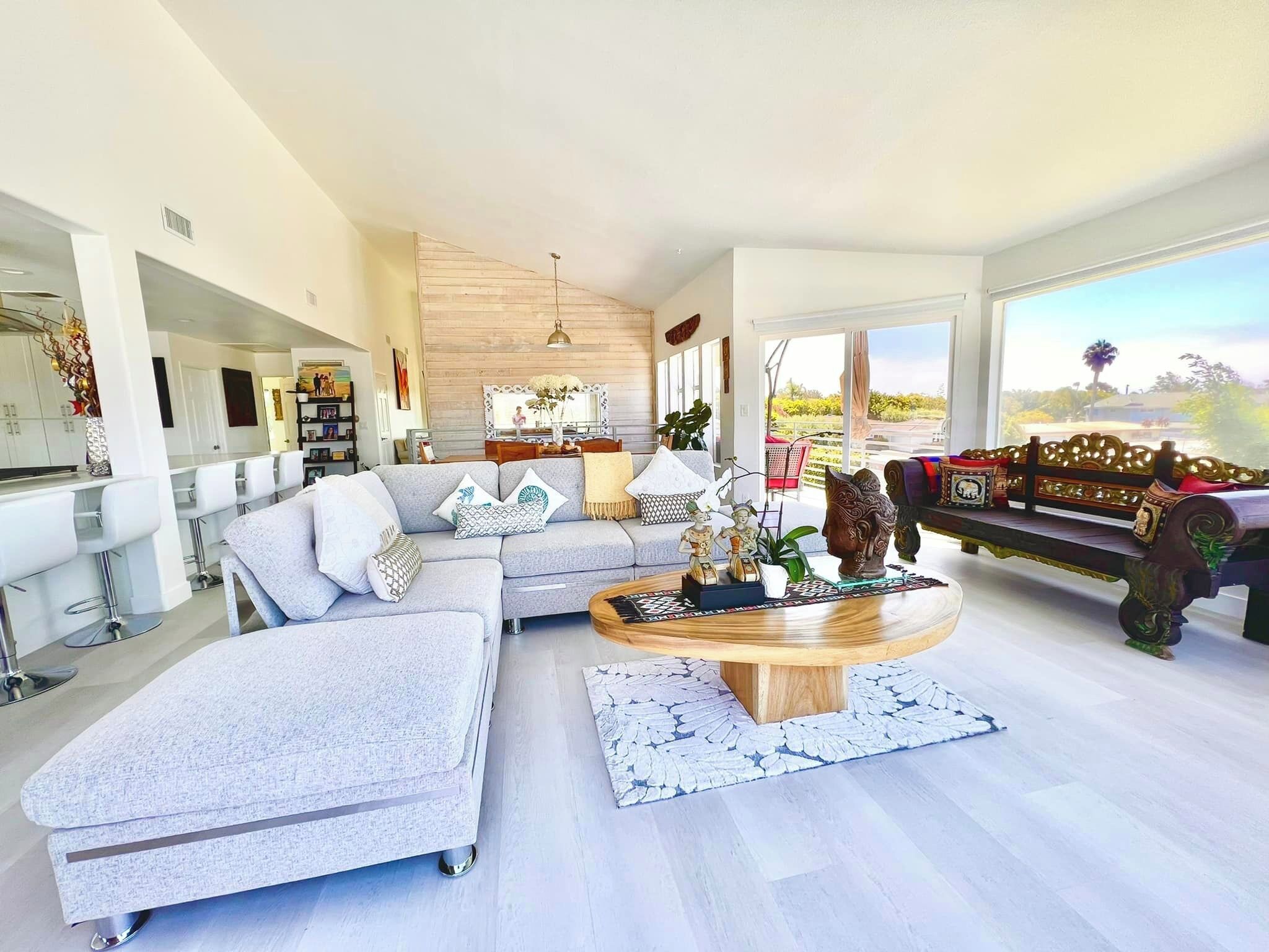 Living room 1