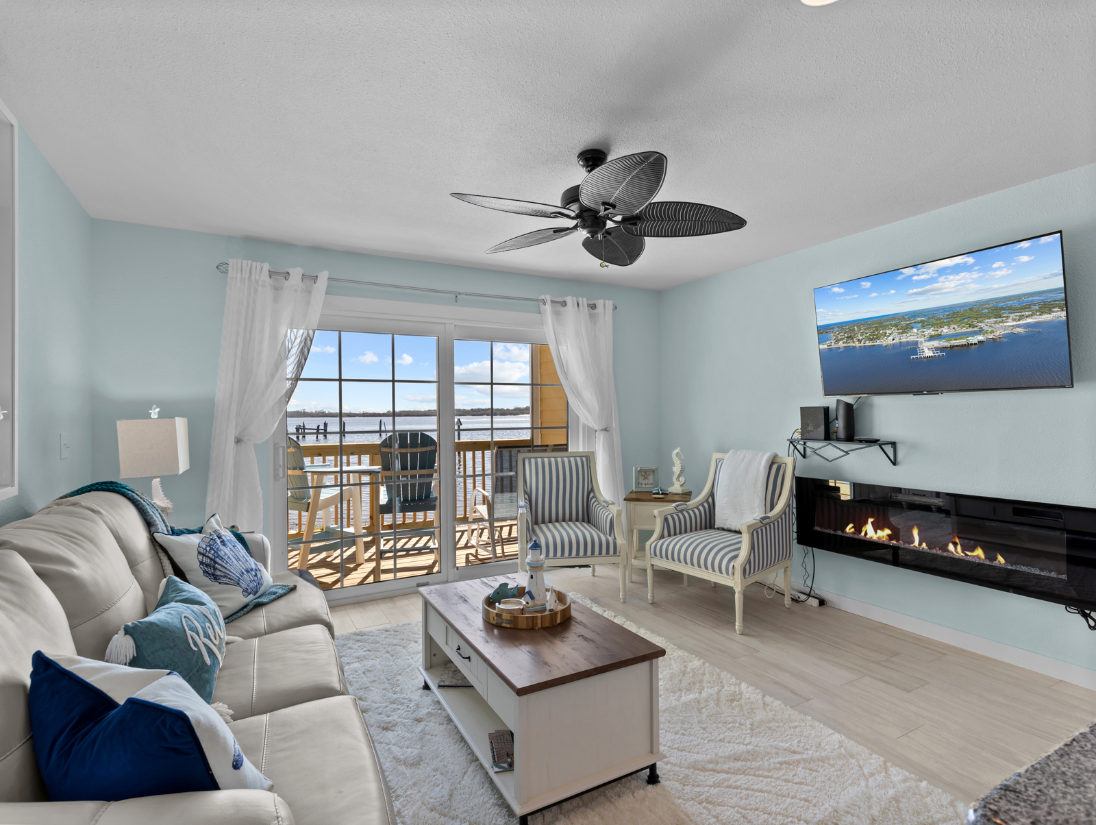 Lots of space for entertaining or just relaxing