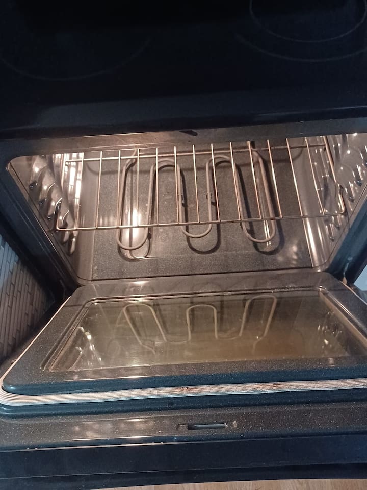 Oven