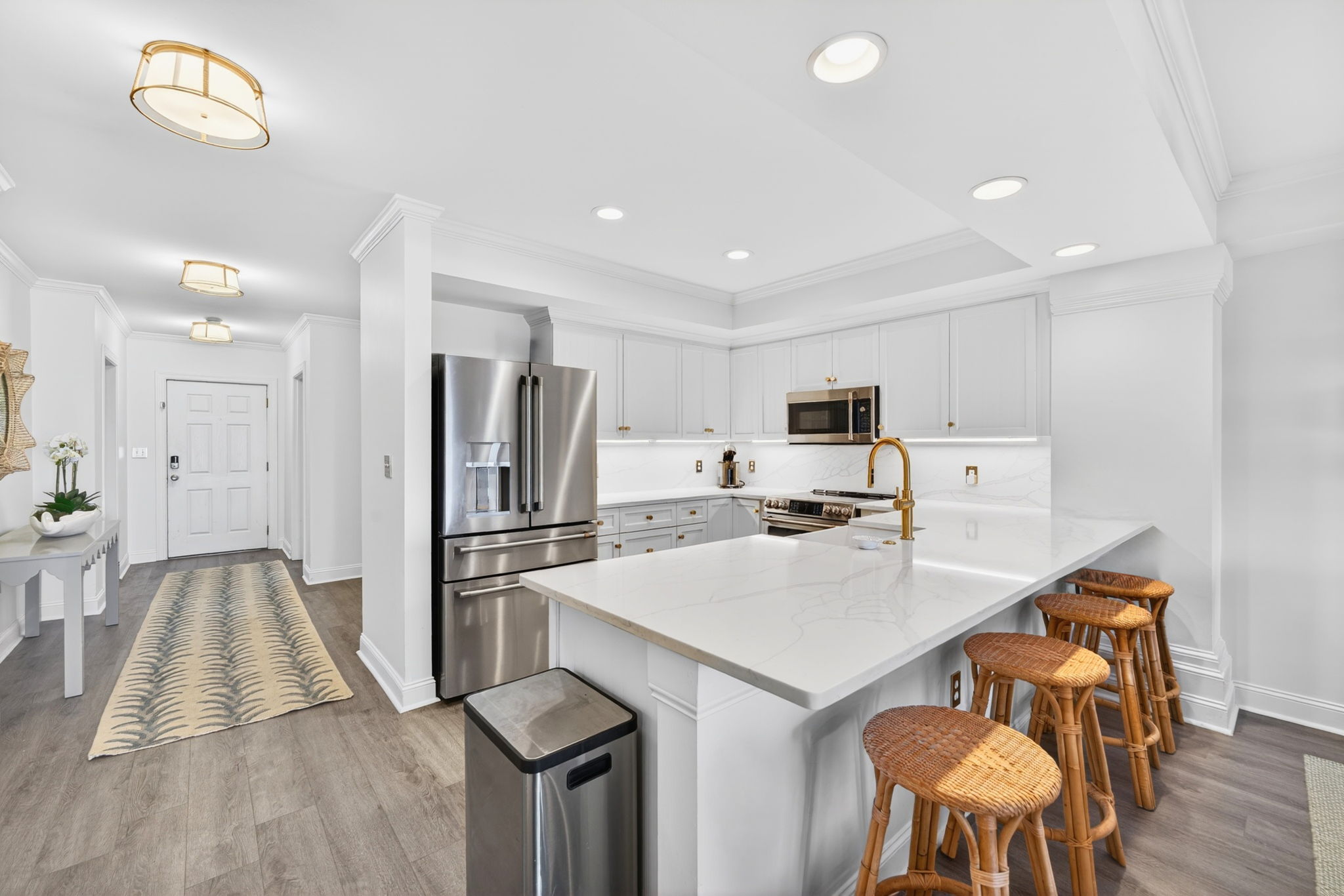 Kitchen counter | 1006 Ocean Blvd, Isle of Palms, SC | 102 Dunescape | IOP Escapes