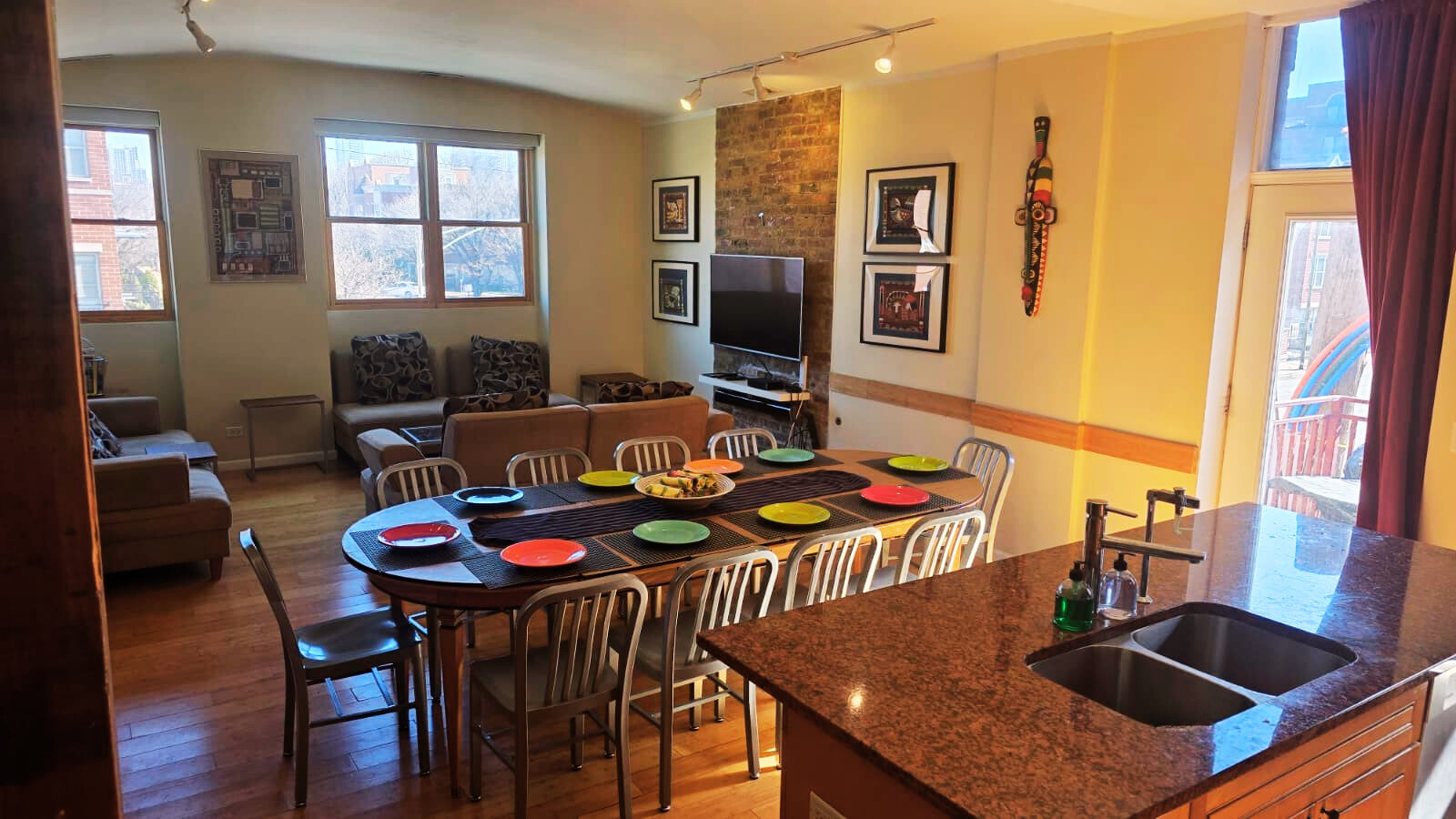 Spacious Open Plan And Chef's Kitchen - Inviting Urban Retreat - 시카고
