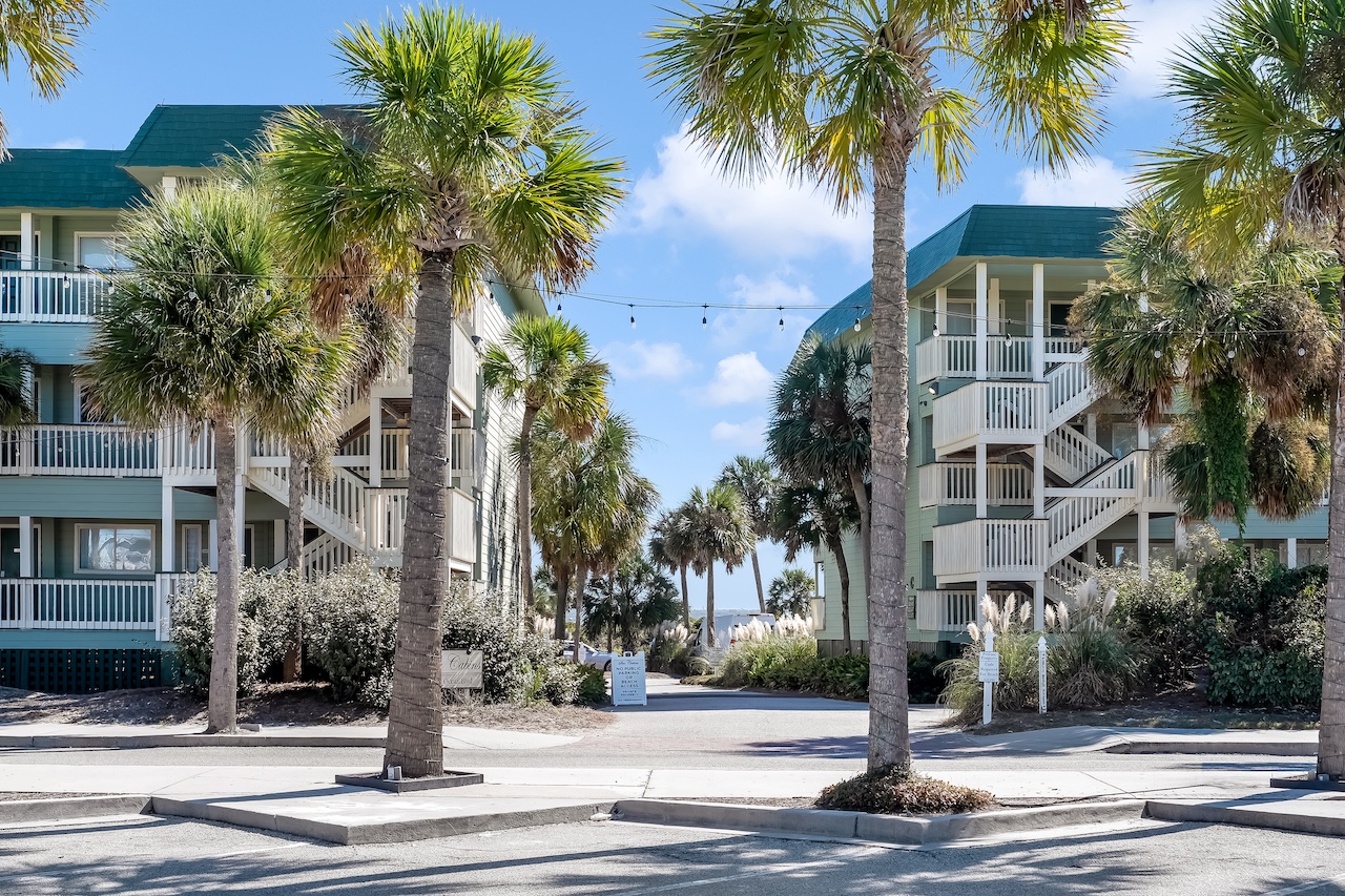 Entrance to Sea Cabins | Susu's Sea Cabin | 238C 1300 Ocean Blvd | Isle of Palms, SC | IOP Escapes