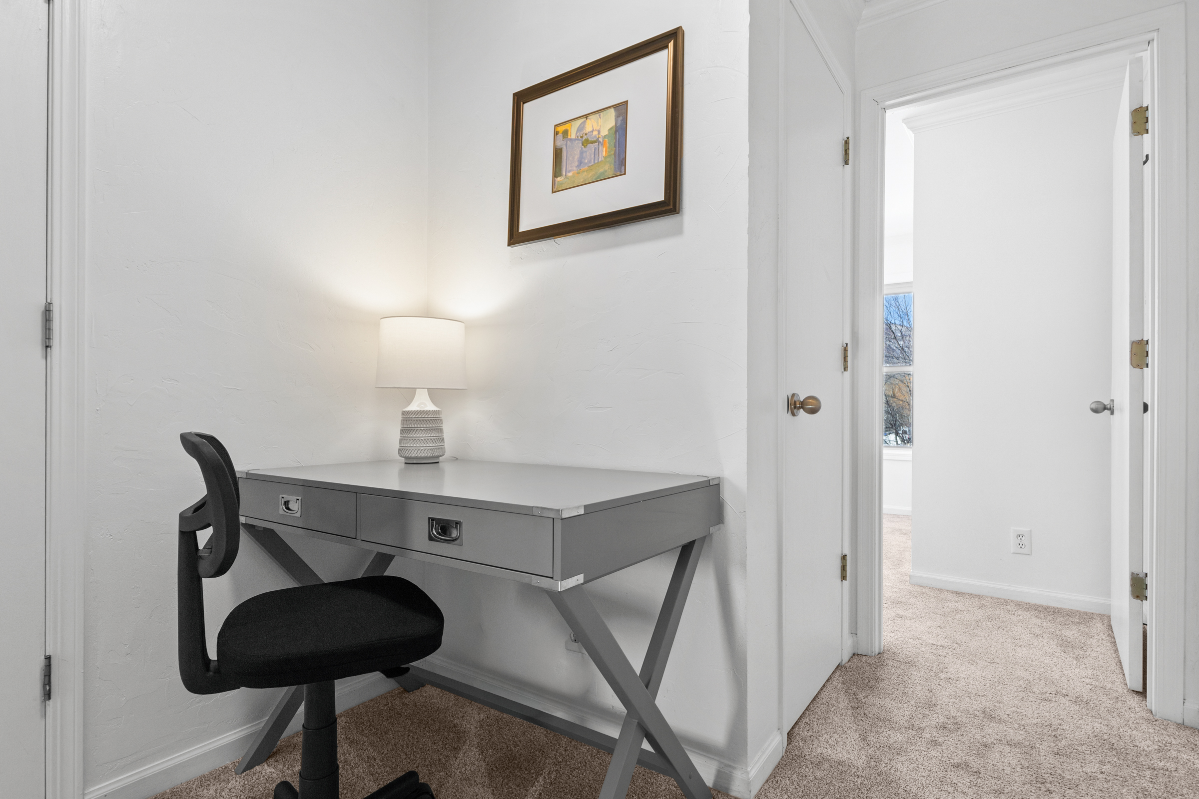 Second Level | Desk Workspace