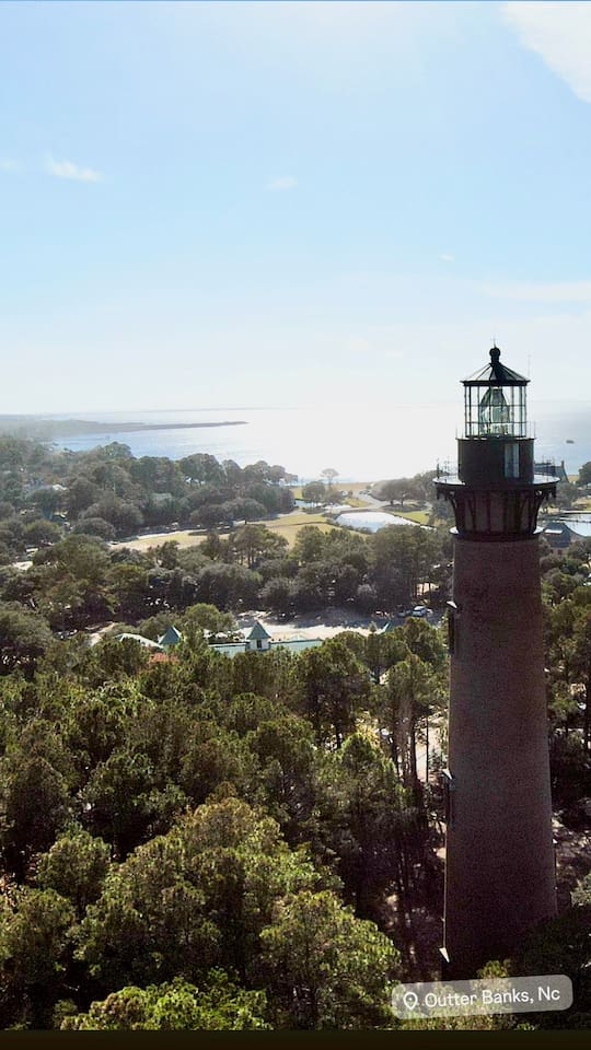 Lush natural surroundings and wooded areas