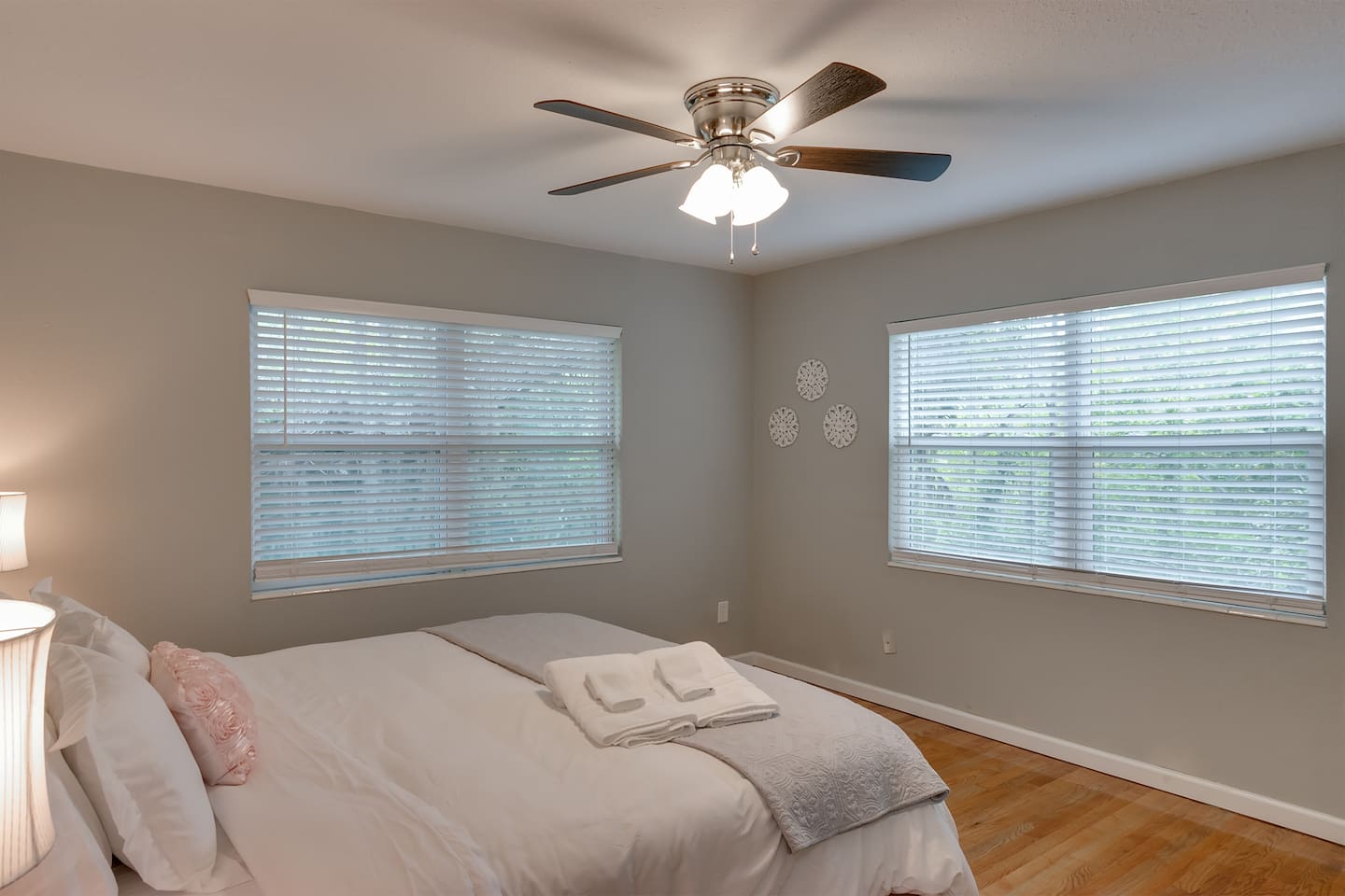 King Bedroom #2 (Treetop View)