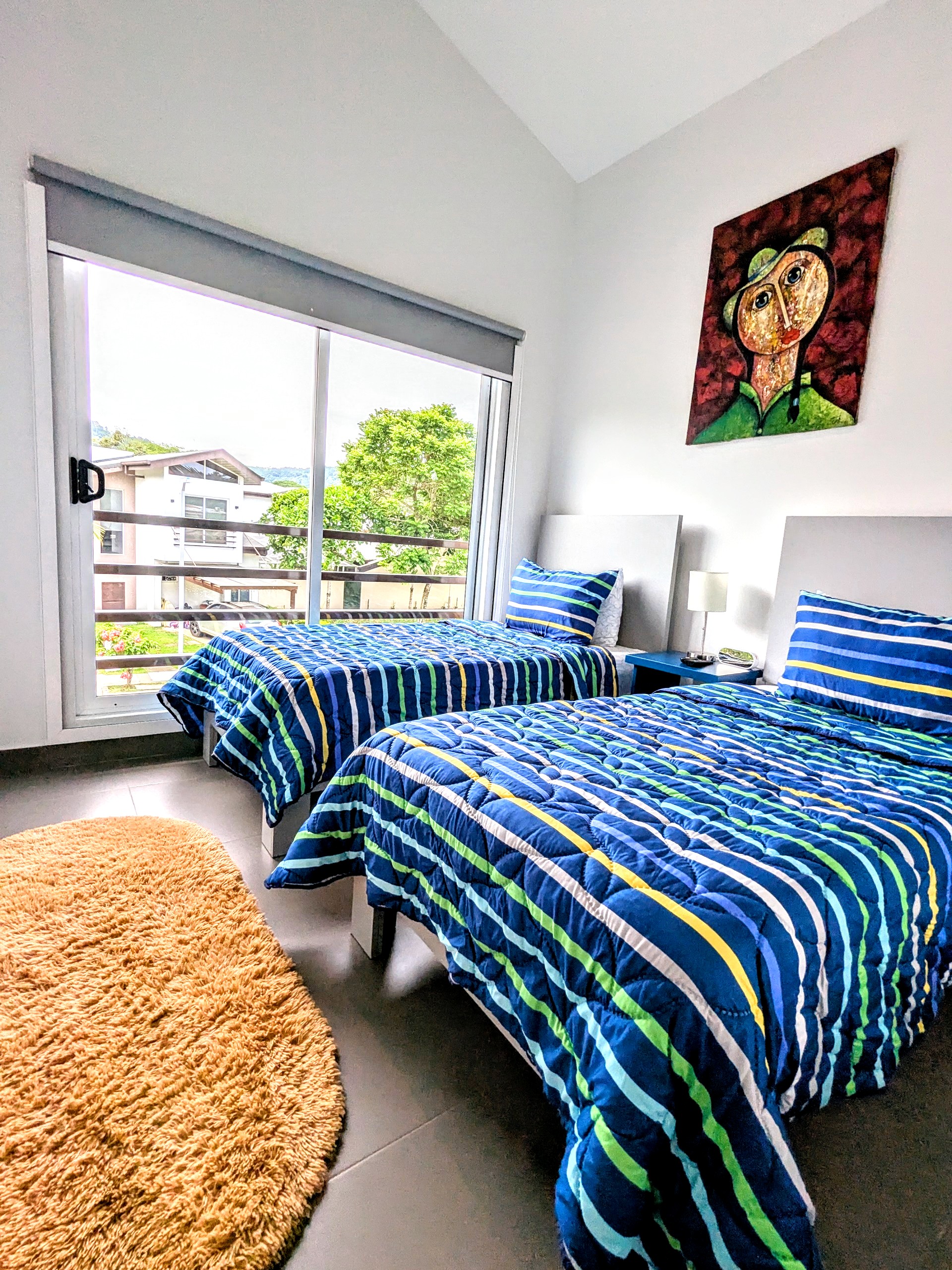 Guest Bedroom 2 with 2 twin beds