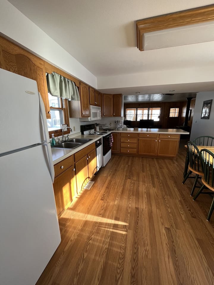 Kitchen for all your meals. 