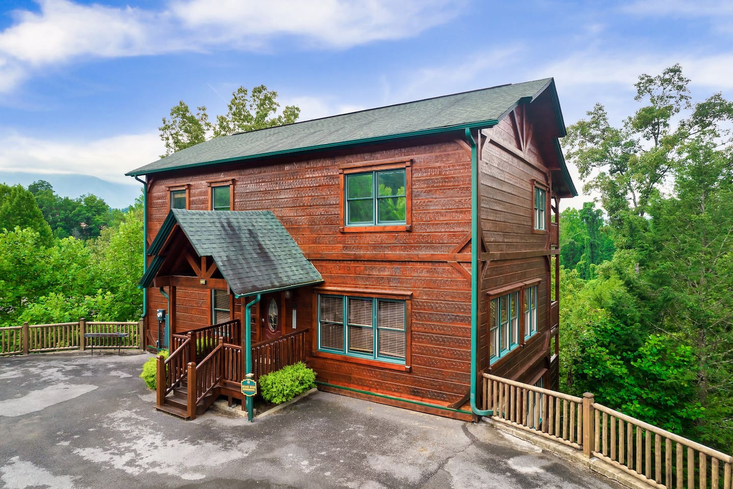We can't wait to welcome you to Black Bear Bunkhouse. Let the mountain-view awe you, and the space relax you!