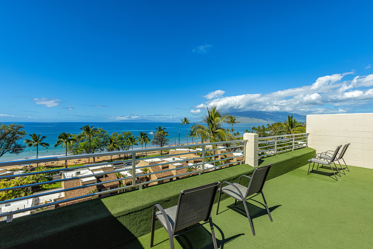 Fantastic Views From Rooftop