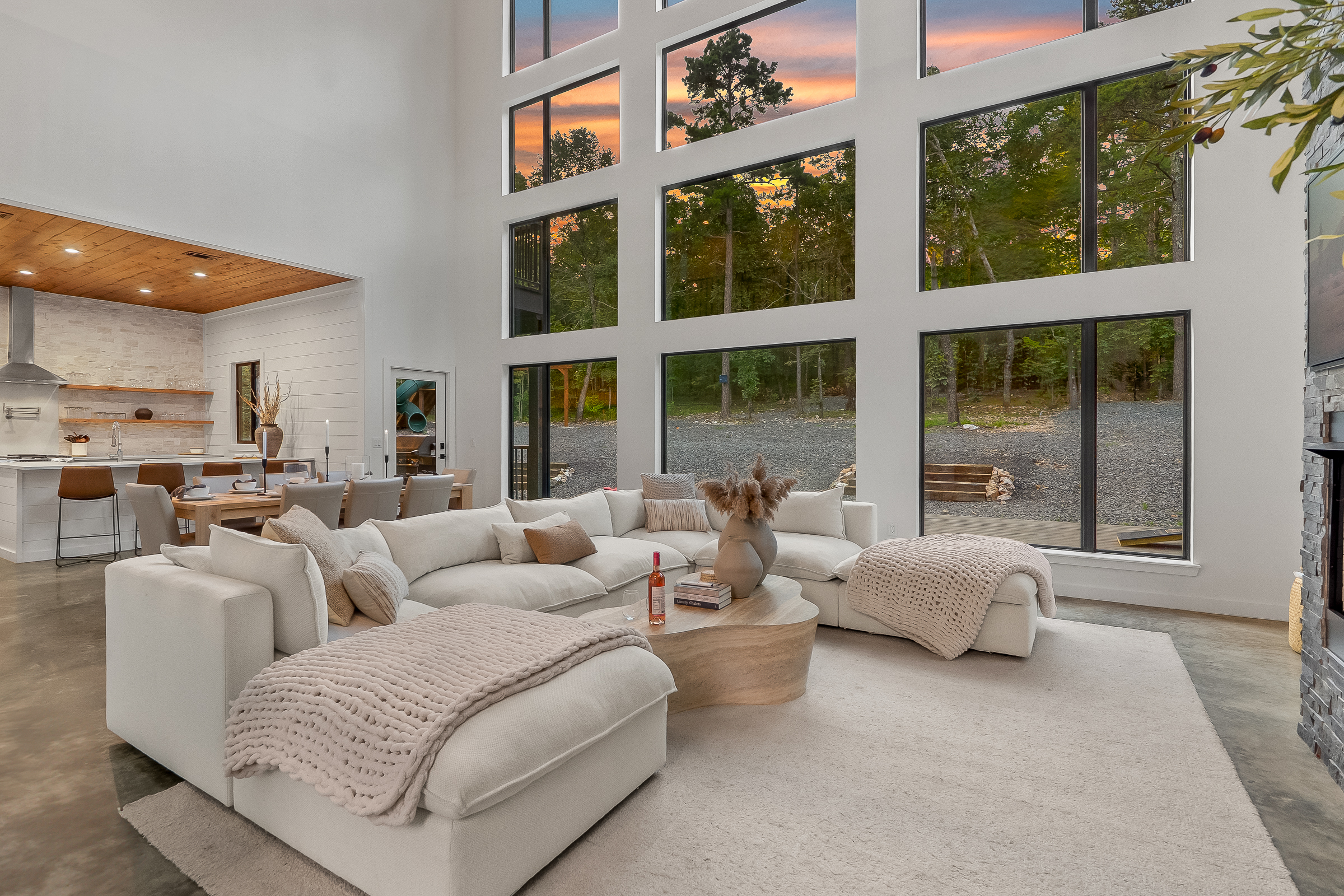 Luxurious sectional sofa - perfect for comfortable, and cozy lounging