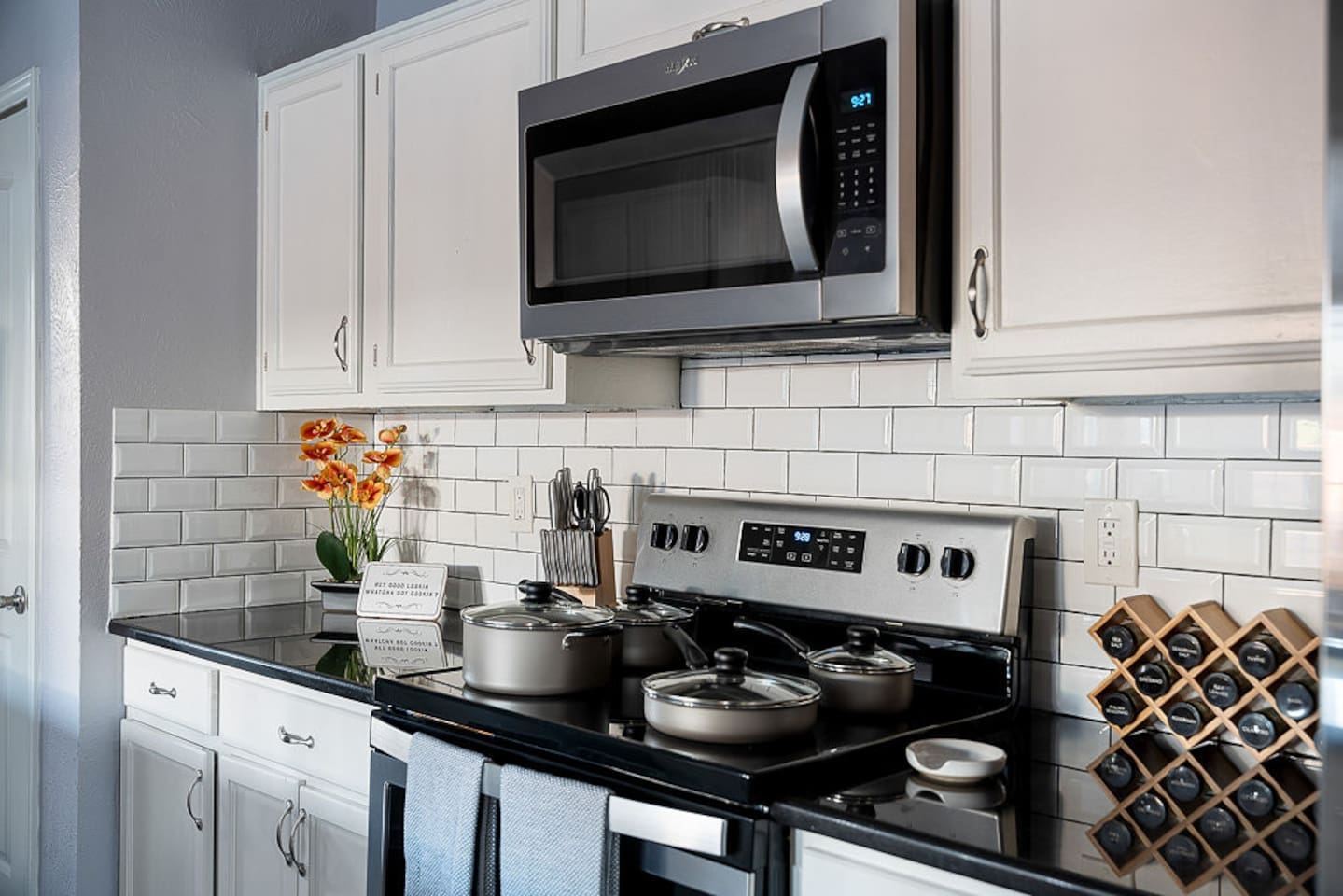 Enjoy the beautiful kitchen, fully-equipped with all your cooking needs such as spices, oil, pots, pans, dishes, silverware, a toaster and more