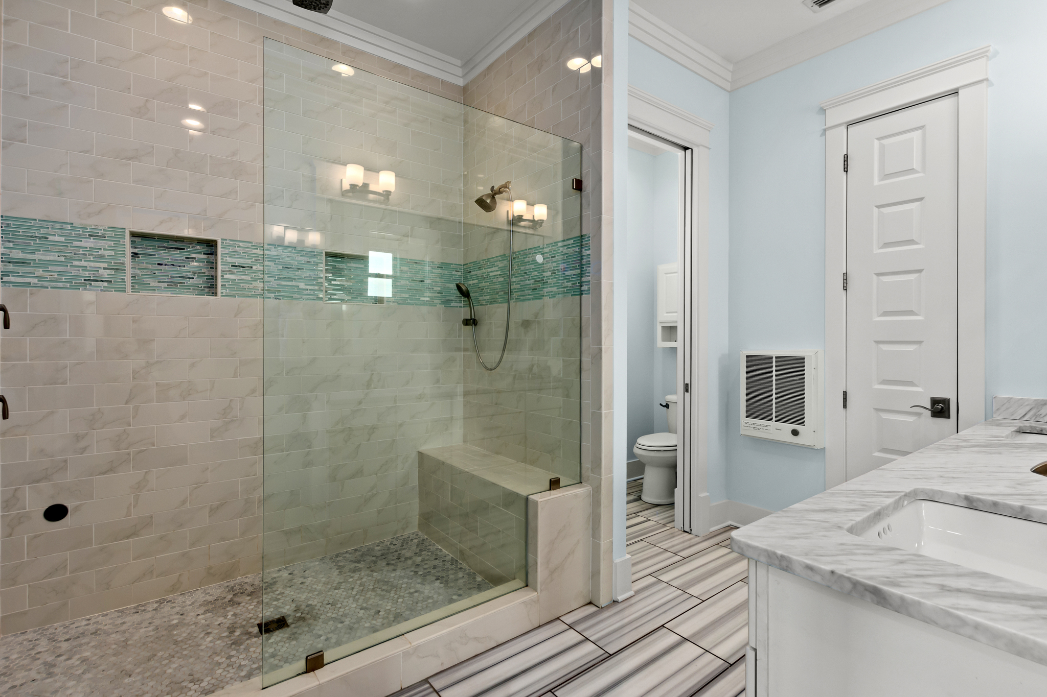 Luxury meets tranquility in a space that’s all about refreshing vibes.