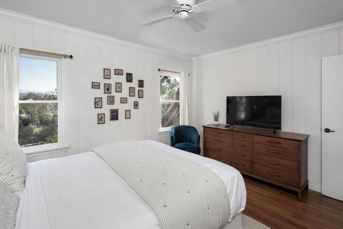 Bedroom with TV