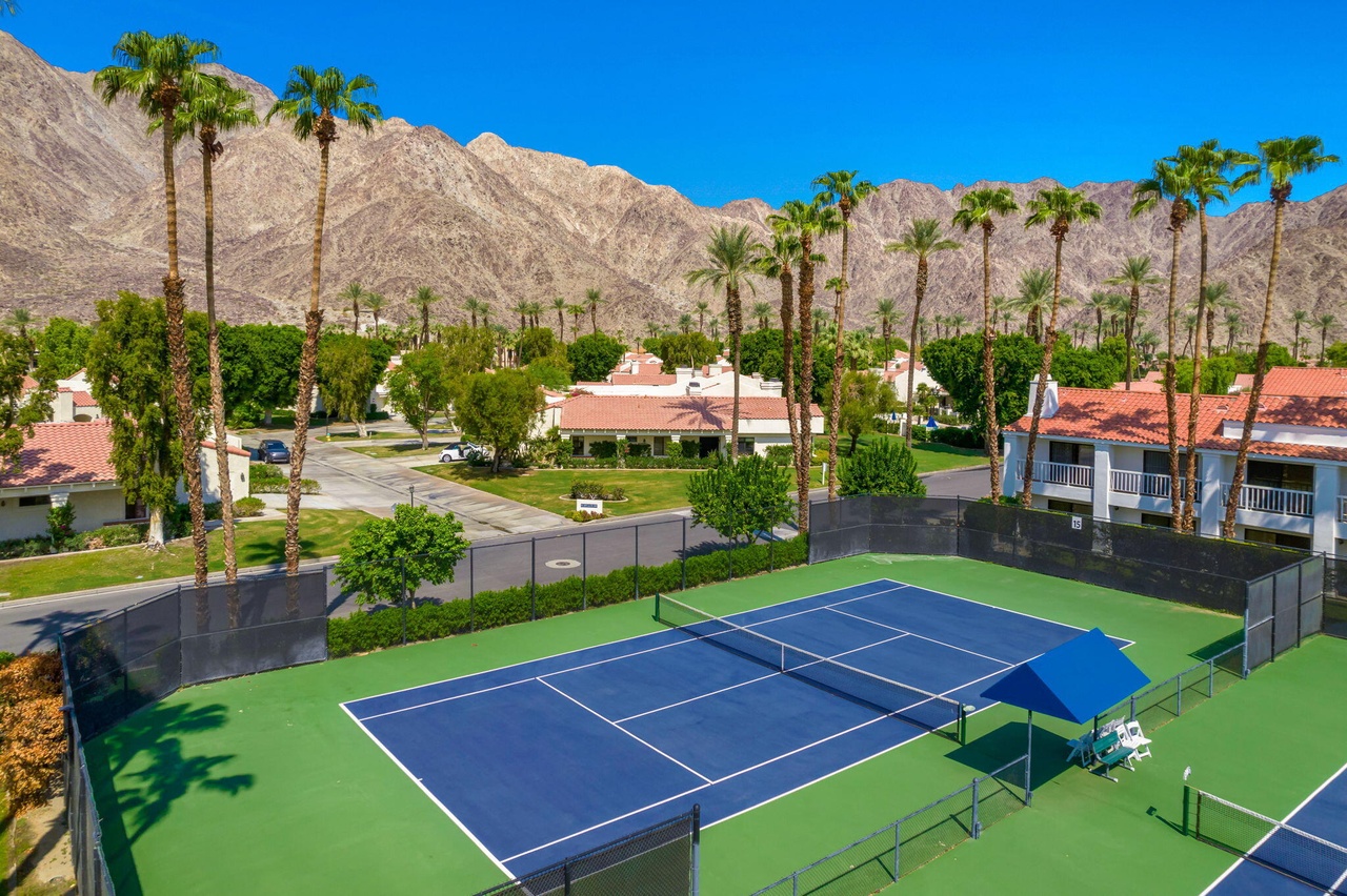 Pickleball court