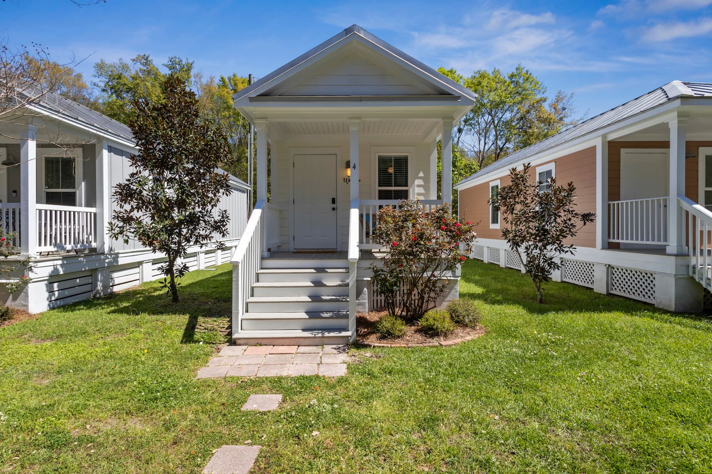 Front entry to the cottage