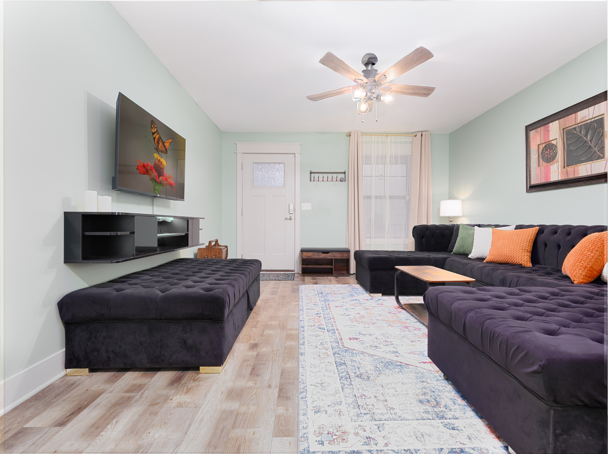 Comfortably furnished gathering space with ample seating for conversation, relaxation, or streaming your favorite shows.