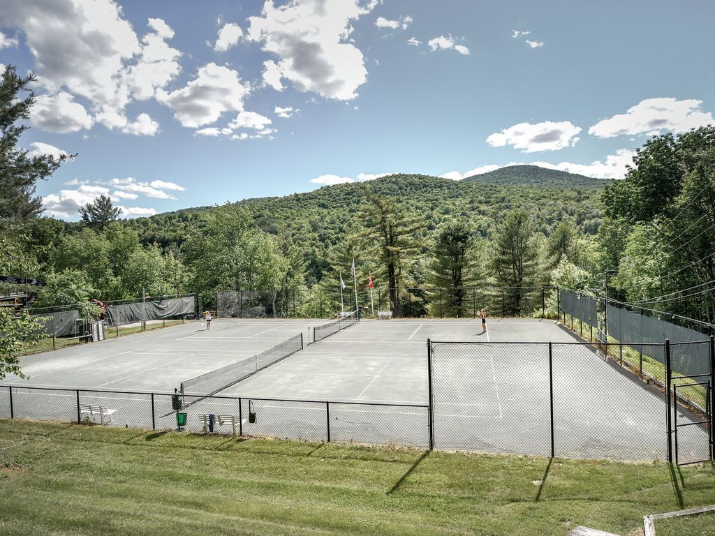 Tennis Courts - Top Ranked Tennis Resort