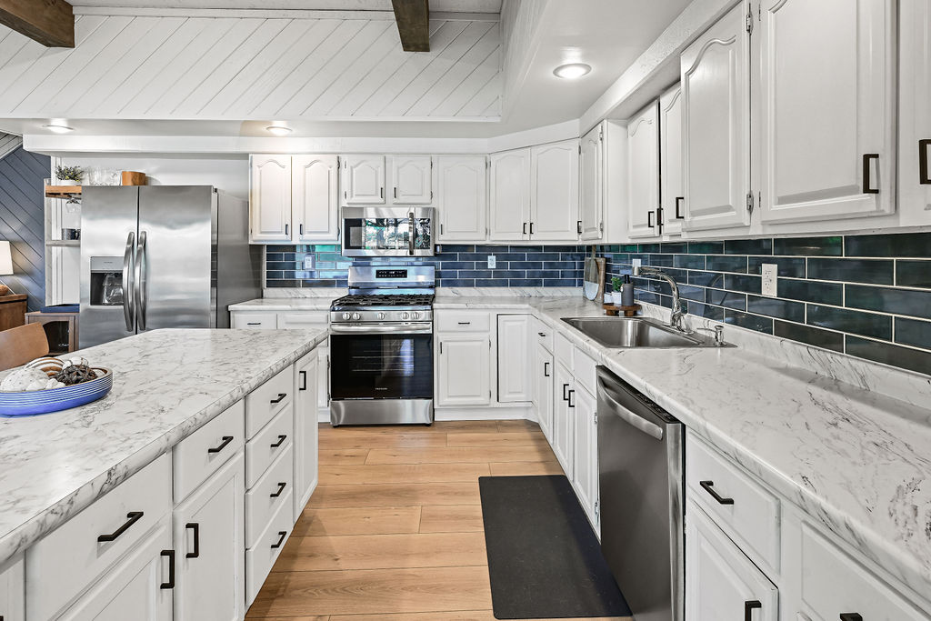 New appliances including a dishwasher