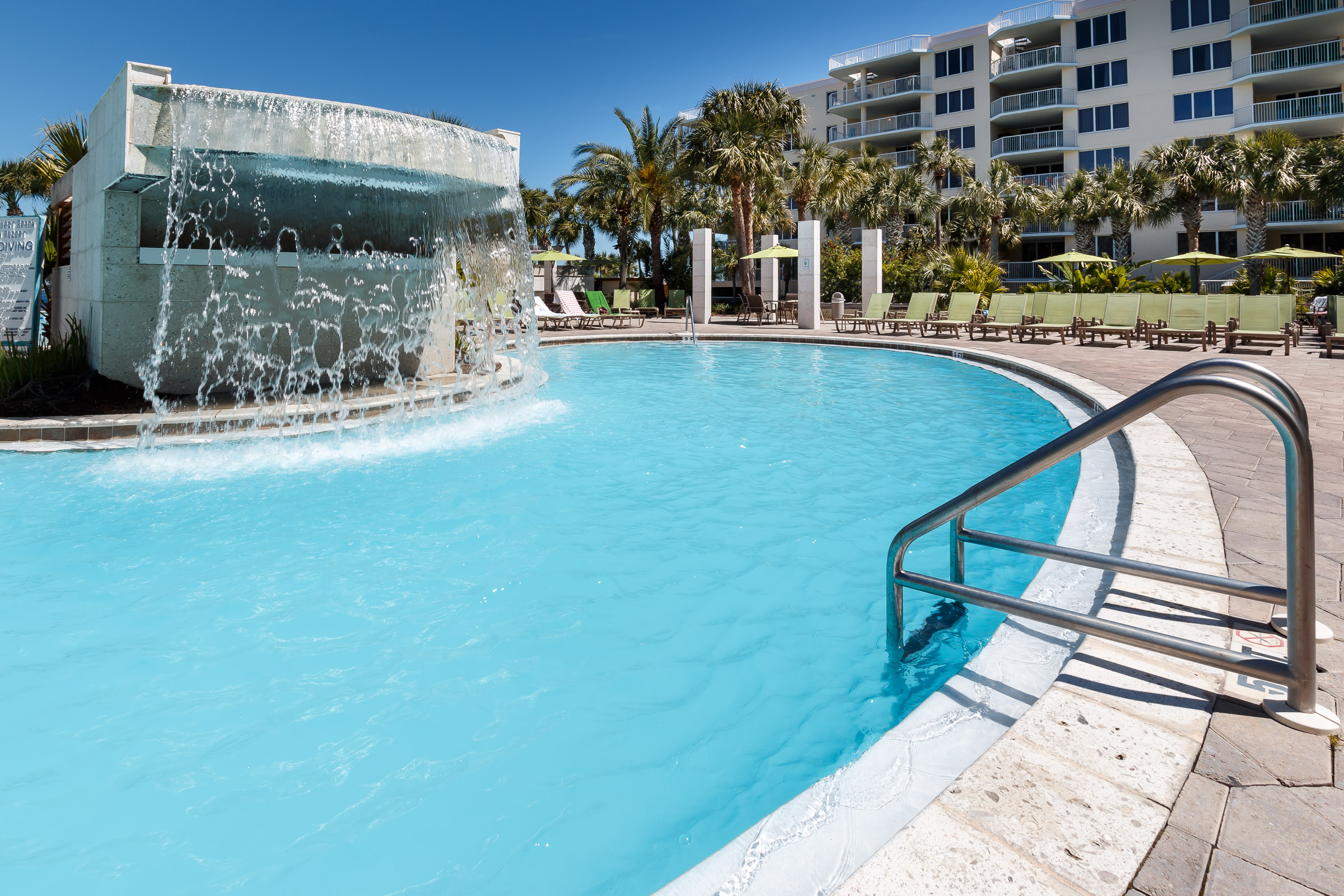 Heated pool on the Bayside
