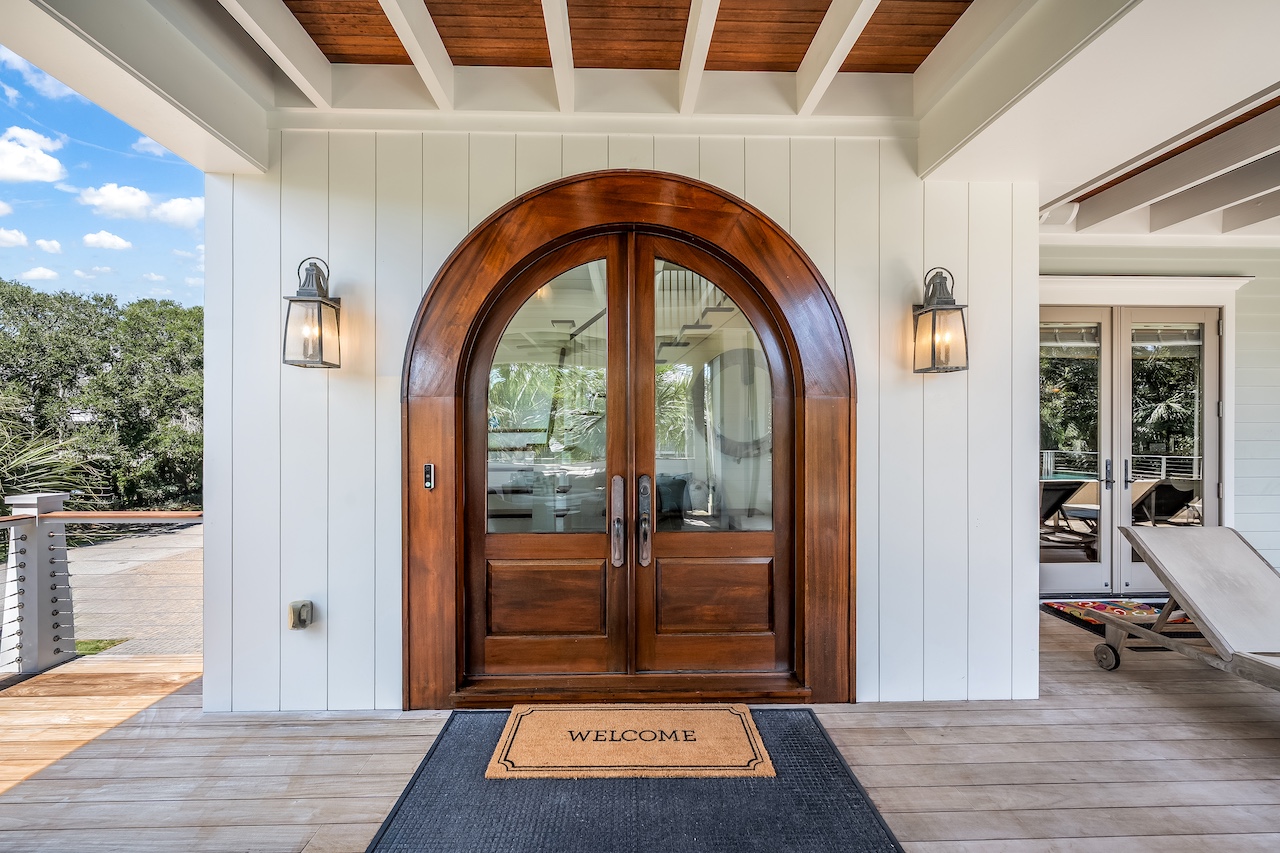 Front Door Shore Thing | 4001 Palm Blvd | Isle of Palms, SC | IOP Escapes
