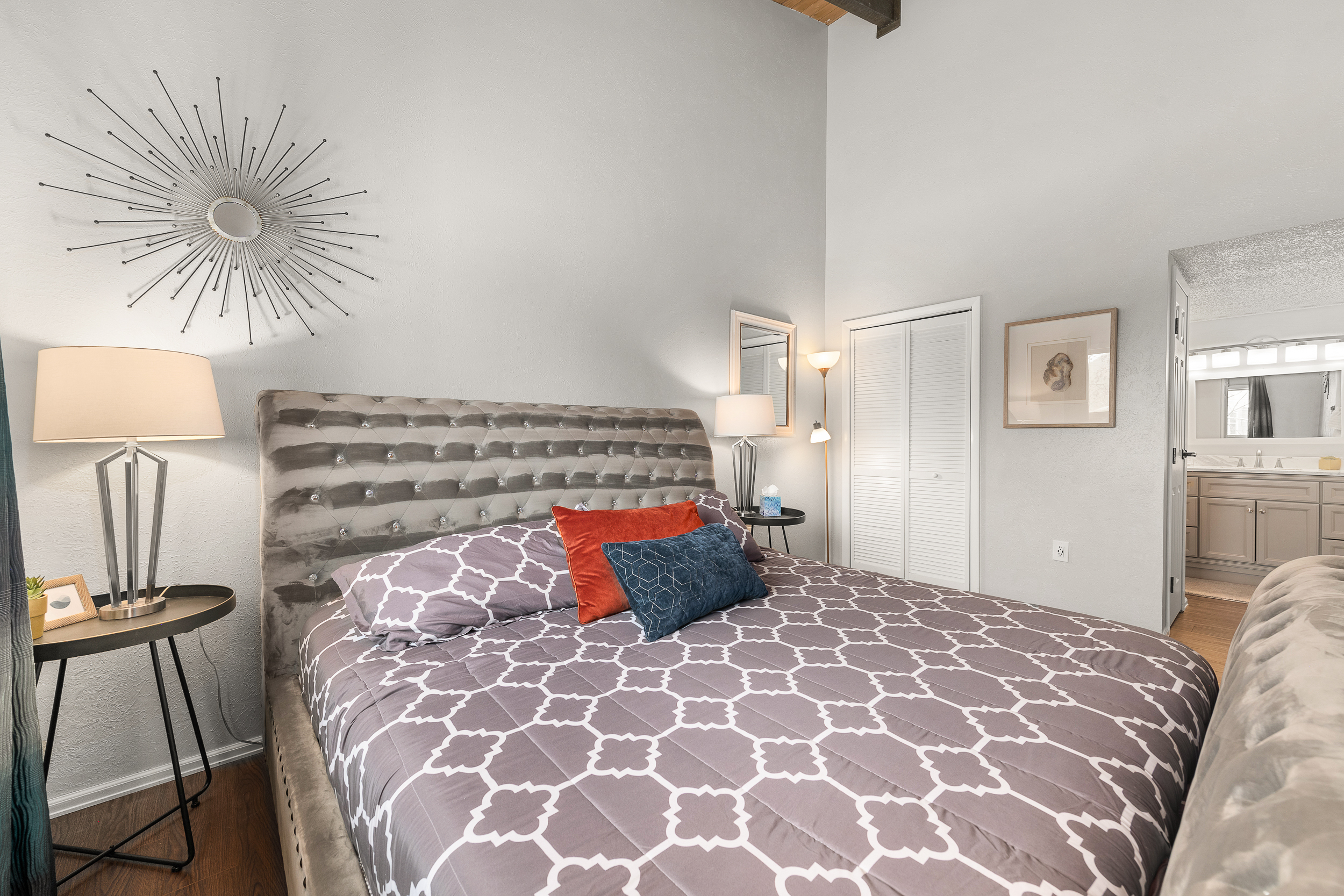 Ensuite Primary Bedroom 1 | Kingsize Bed