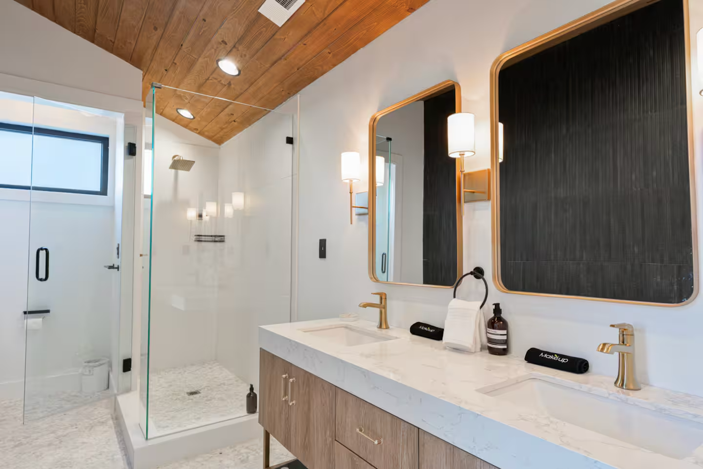 Bathroom 1 - 3rd Floor - En Suite bath for the Primary Suite (Bedroom 1)