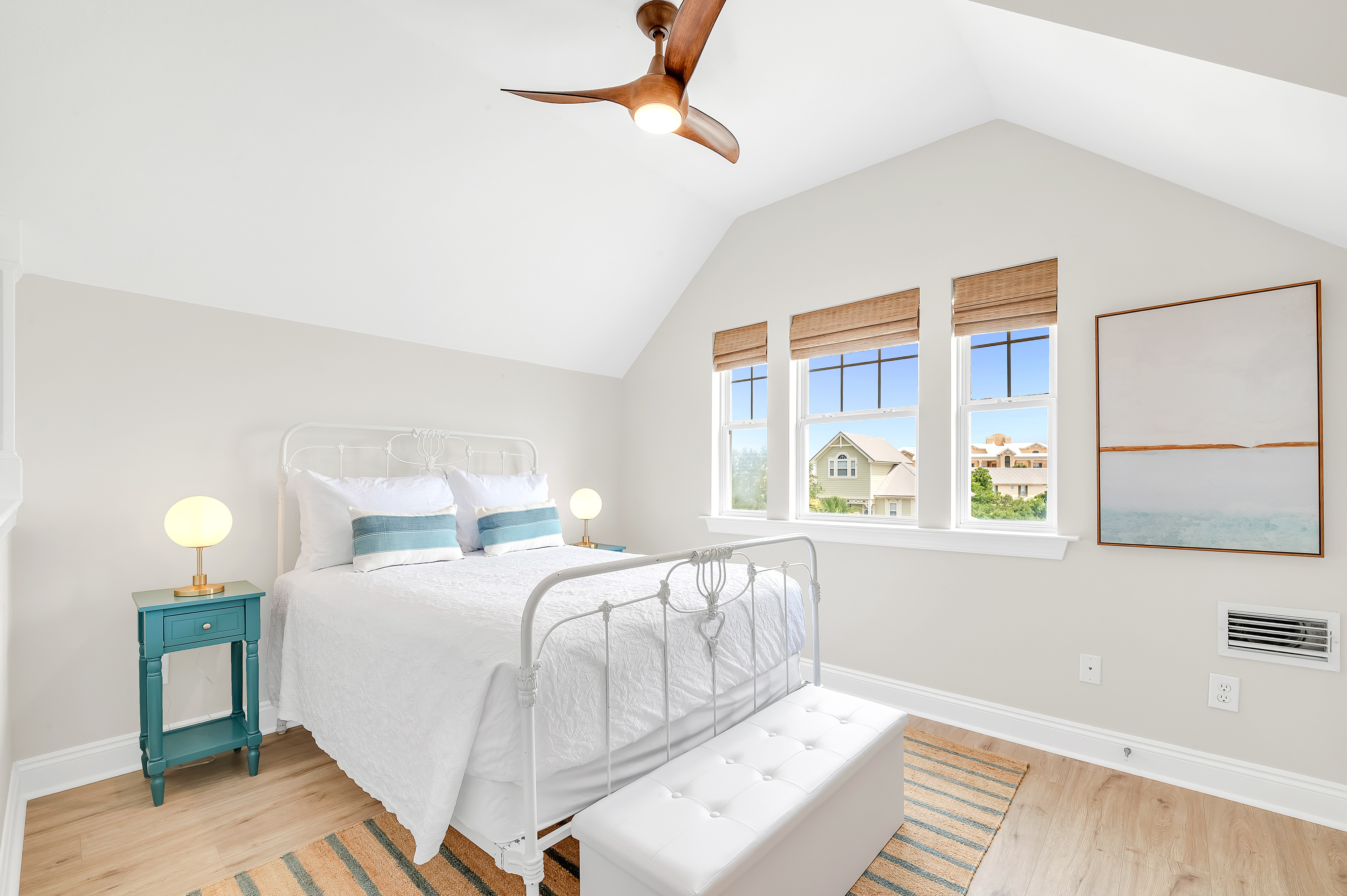 Crows Nest Bedroom 5 (Full)