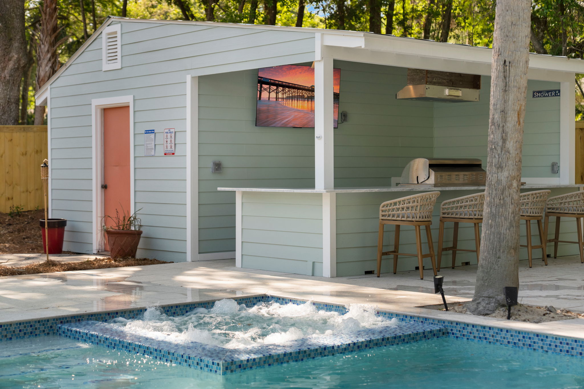 Hot Tub | IOP Escapes Beach Blessing | 3705 Hartnett Blvd, Isle of Palms, SC
