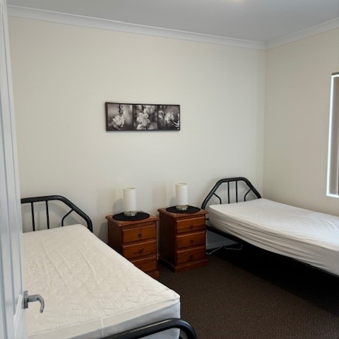 Singles Bedroom