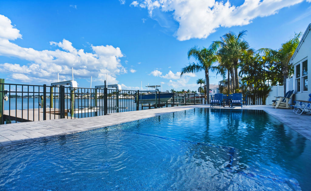 Sit back, soak up the sunshine, and enjoy smooth sailing at The Yacht Club.