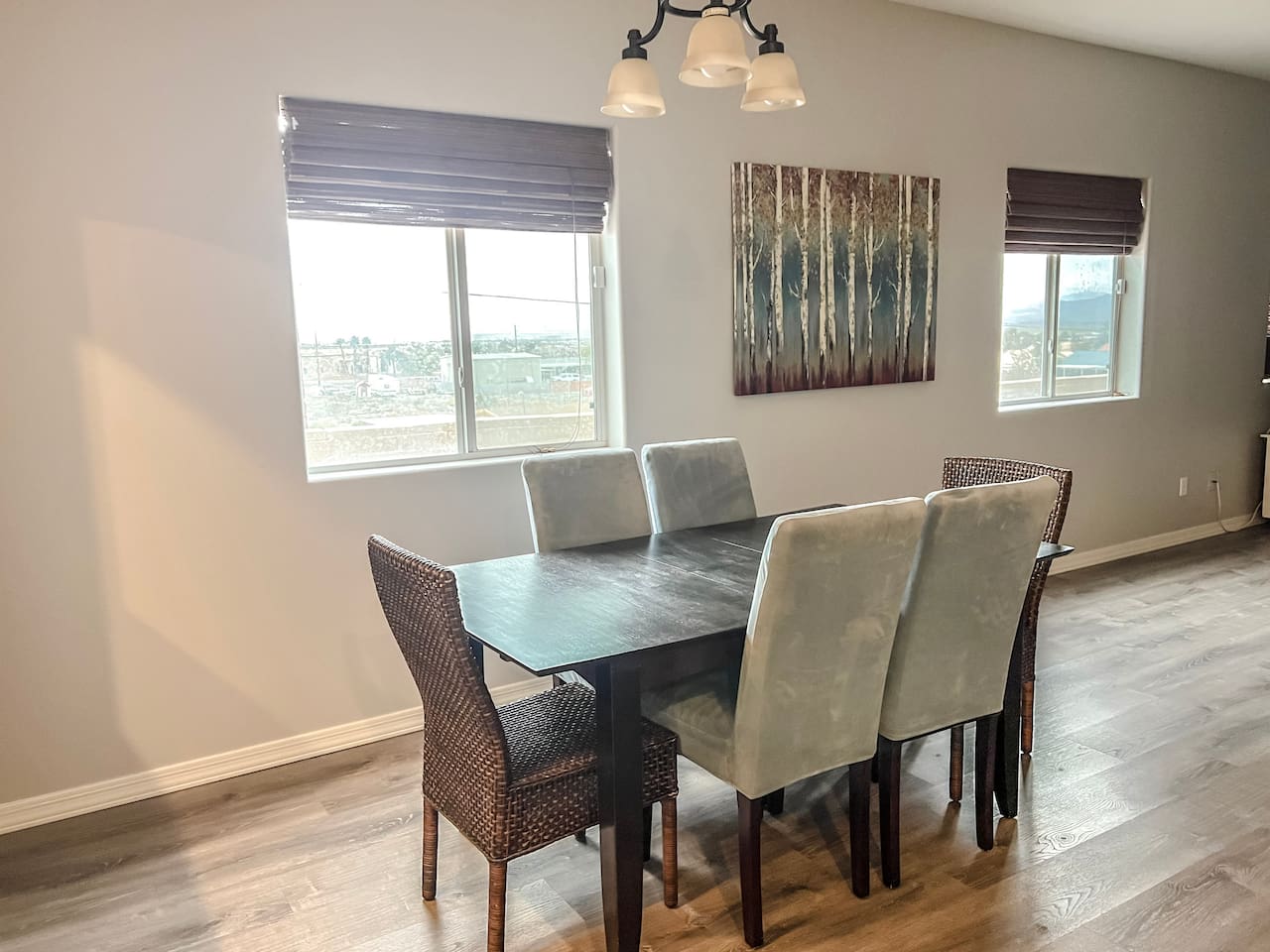 Dinning room table
