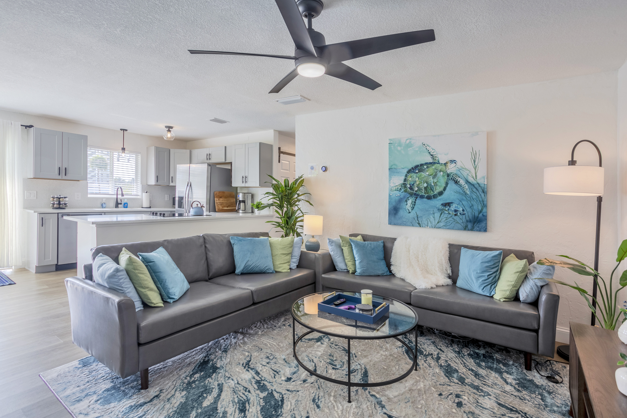 Cozy Getaway With Thoughtful Touches - Charming Retreat - Dunedin, FL