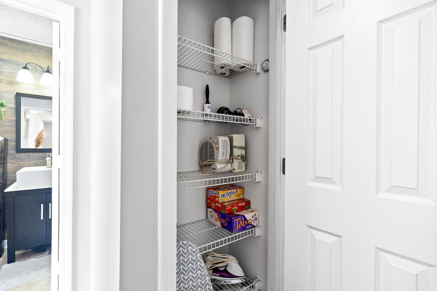Extra amenities & game are located in the hallway closet (Upper Floor).