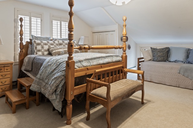 Upstairs North Bedroom