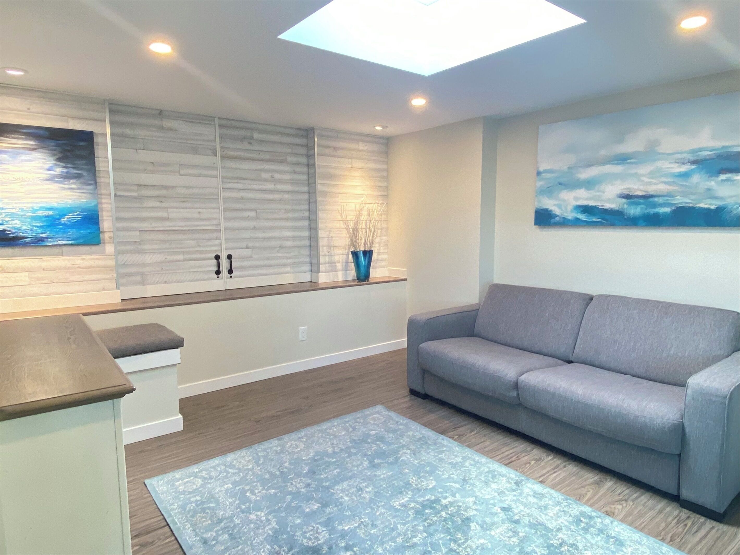 Cozy loft for relaxation & a great view!