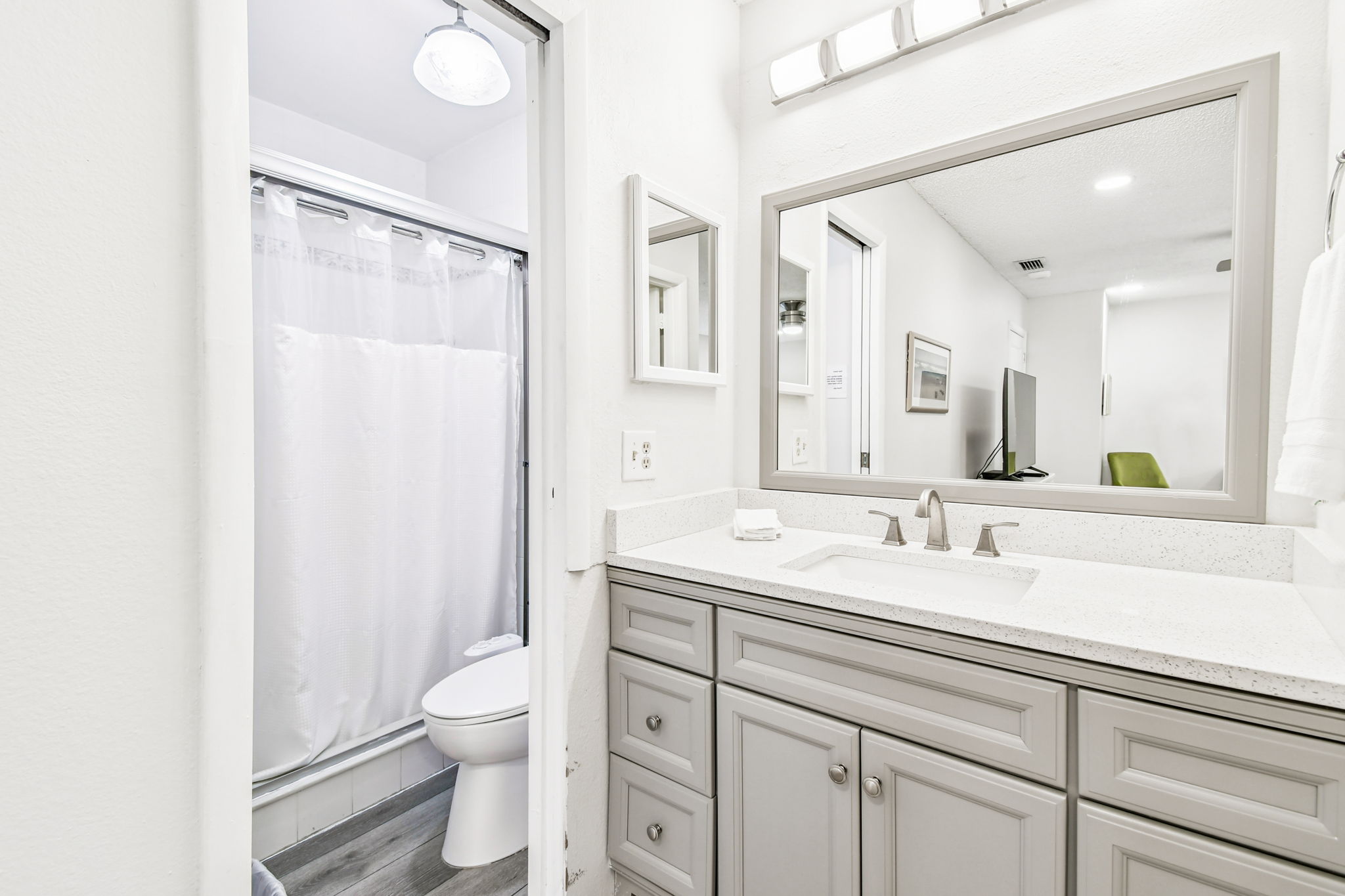 Ensuite
