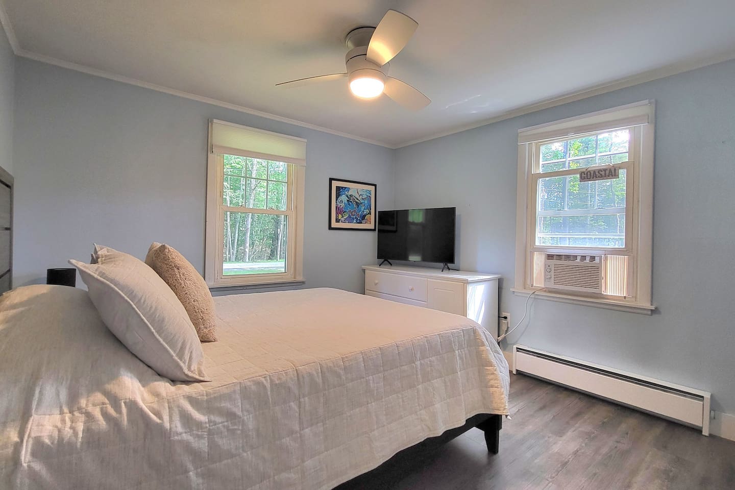 Bedroom 2 with Queen bedroom and closet