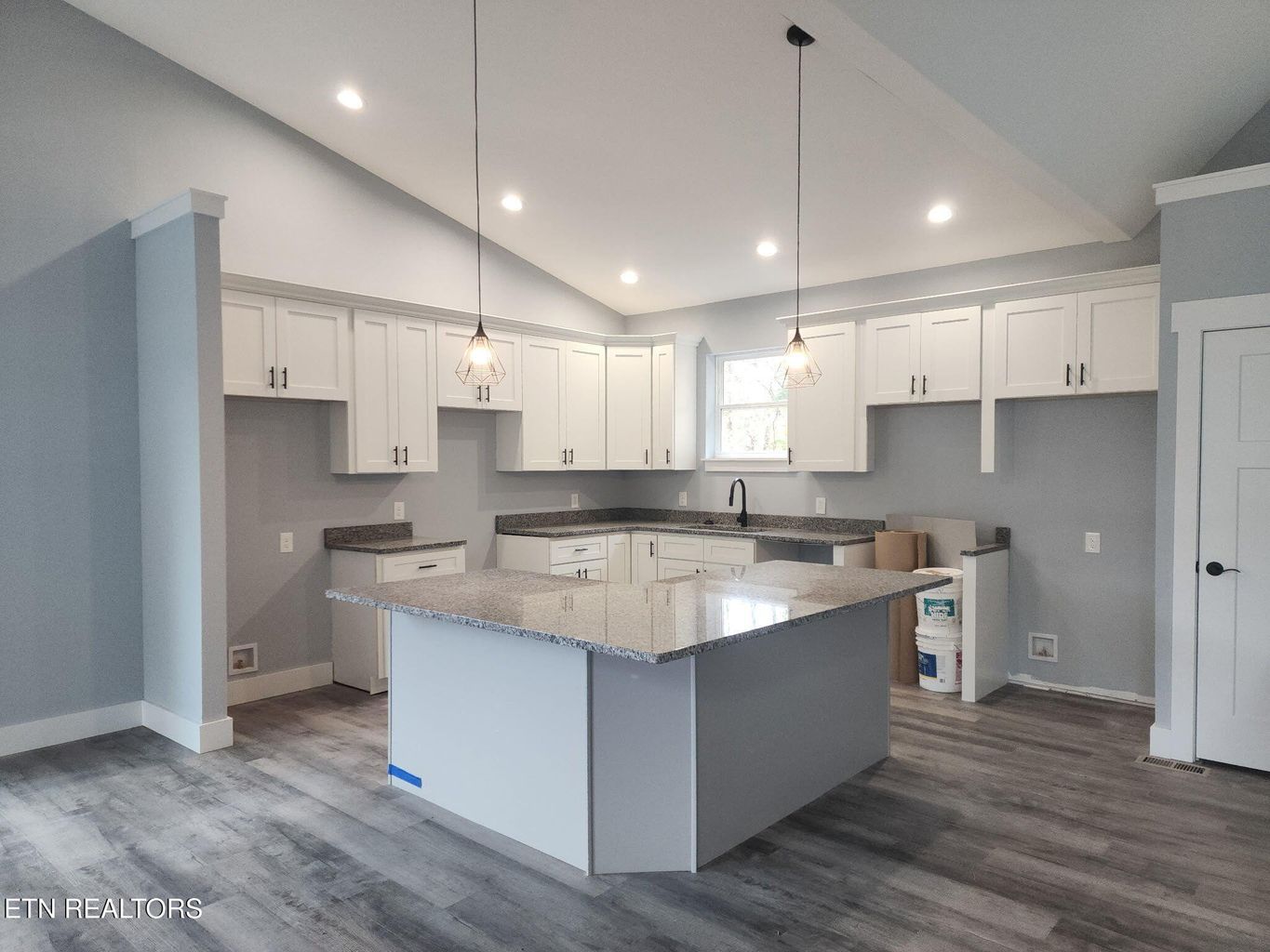 Kitchen to have 2 full fridges, two ranges, two microwaves and dishwasher