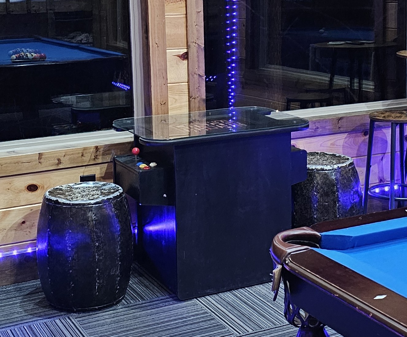 Retro Arcade Game Table