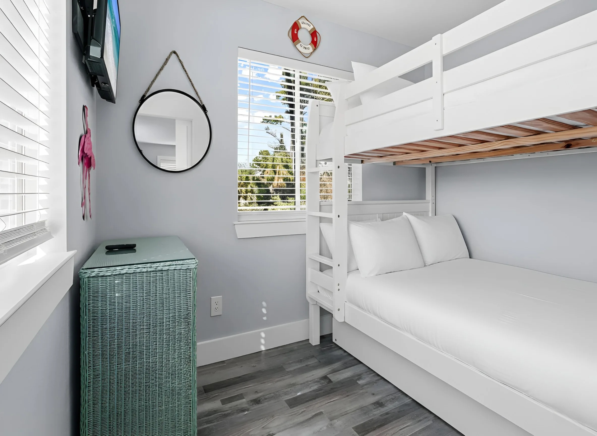Biltmore Beach Coastal (2nd floor) - 2nd bedroom with full over full bunk beds