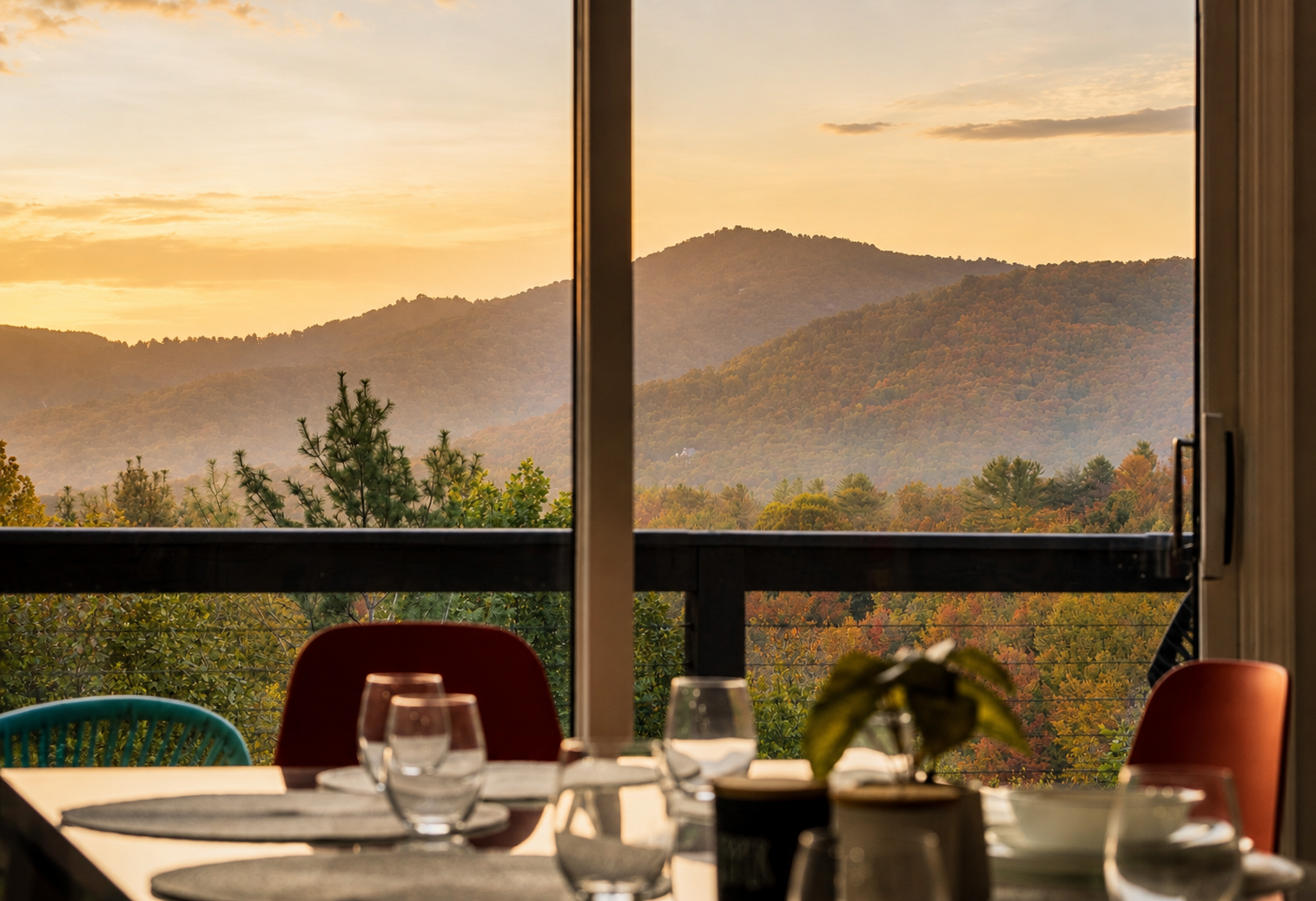 Enjoy your morning coffee or dinner with breathtaking fall mountain views right from the dining table.