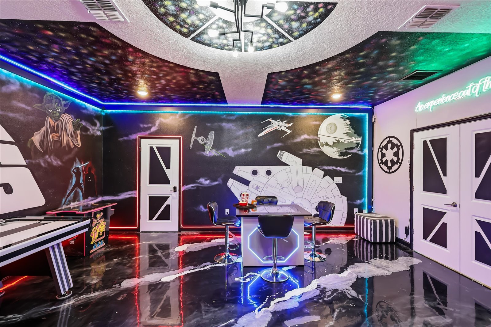 Infinity Table with over 20 digital board games