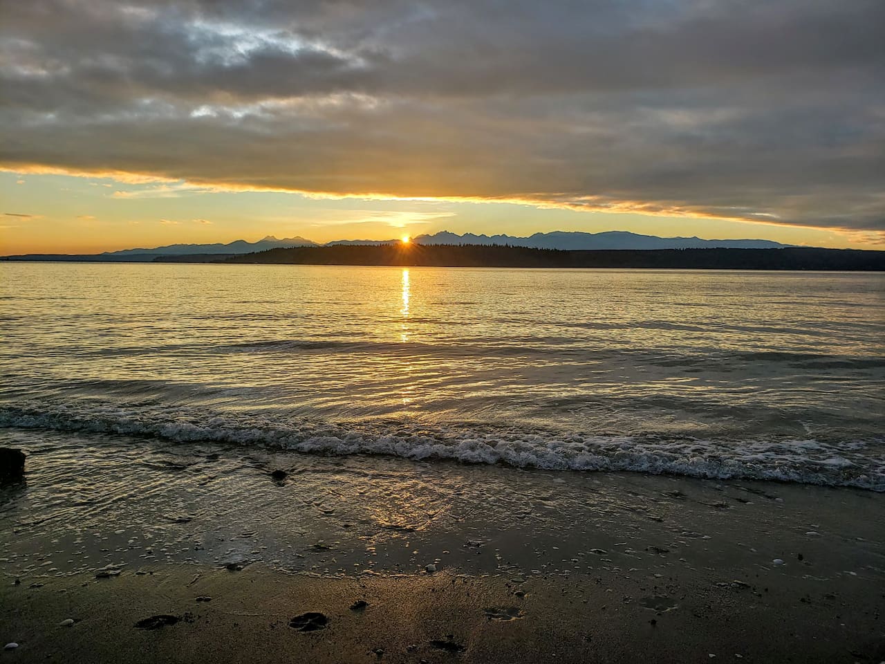 Sunsets are not to be missed! Take a stroll along the beach and soak it all in.