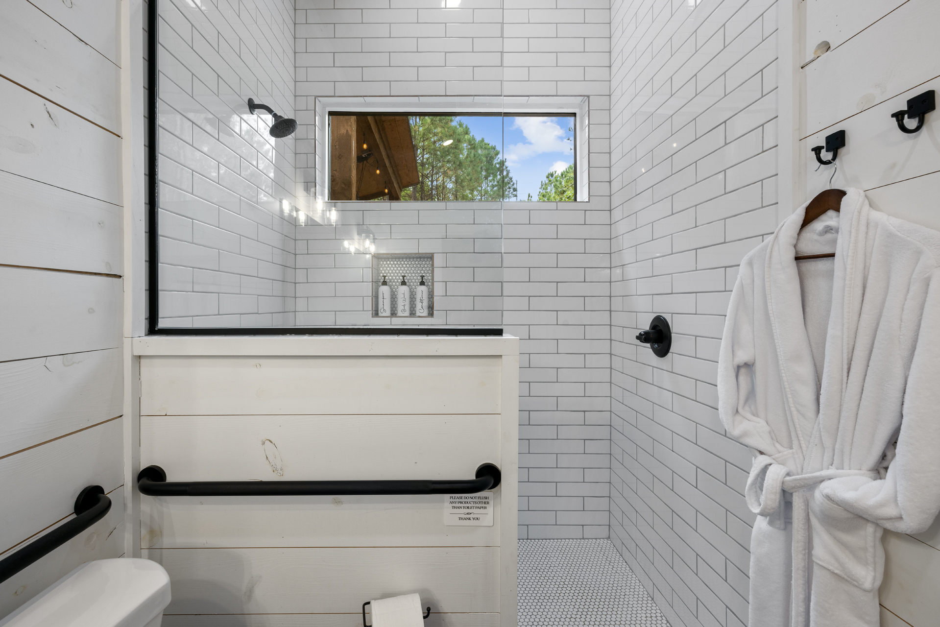 Deer Room bathrooms Shower